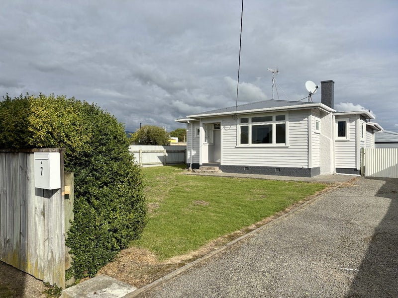 Image 1 of 20