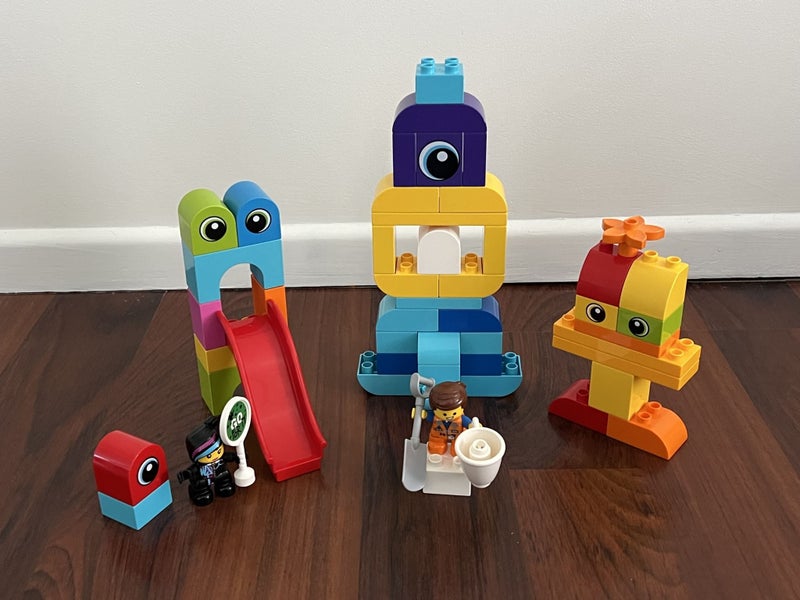 LEGO DUPLO® - Emmet and Lucy's Visitors 10895 Carousel 2