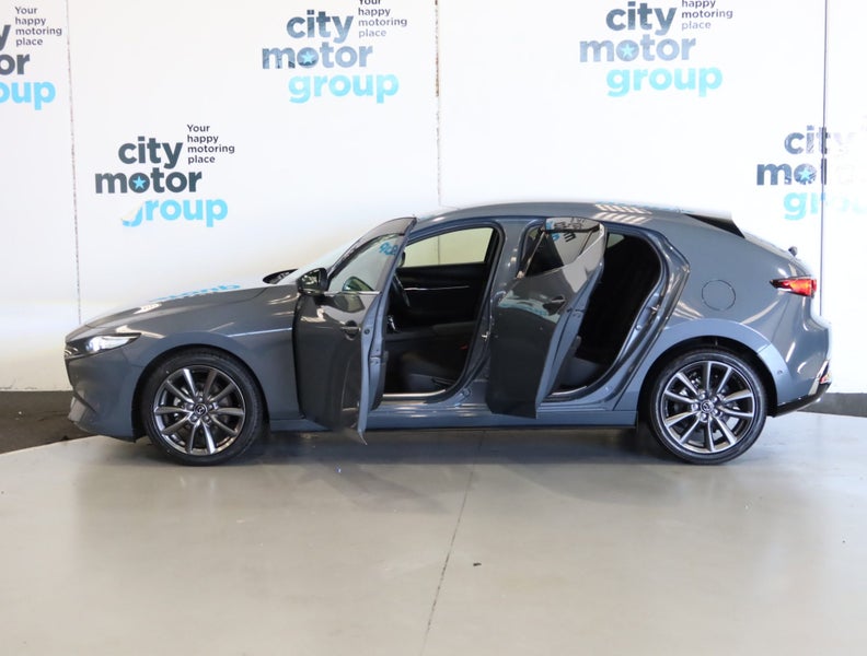 2019 Mazda 3 2.0*FASTBACK * S TOURING*62864758279043112