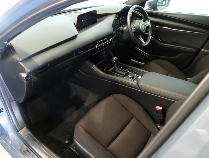 2019 Mazda 3 2.0*FASTBACK * S TOURING*62864758279043114