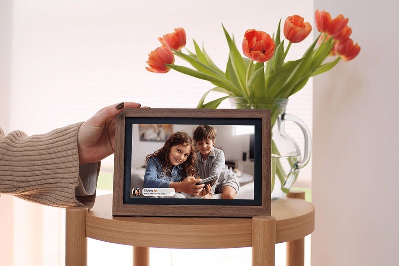 Kogan 10.1" Wi-Fi Digital Photo Frame with Frameo App (32GB, Wood), KADPFR10WDB Carousel 2