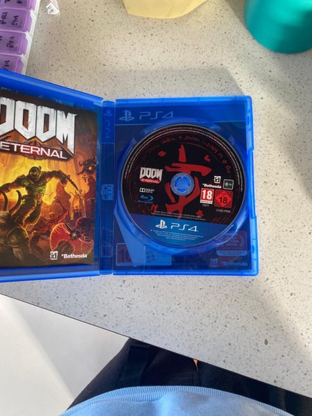 DOOM ETERNAL PS4 R16 Carousel 2