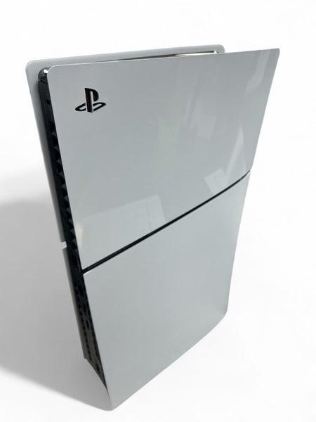 PS5 SLIM CONSOLE Carousel 3