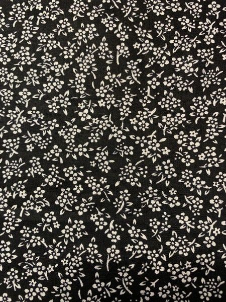 VINTAGE POLYCOTTON PRINT FABRIC - WHITE FLOWER SPRIGG ON BLACK - 2.5M Carousel 1