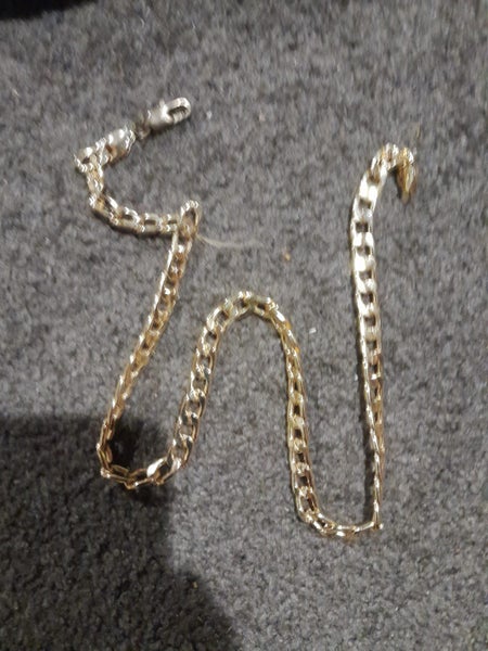 Mens/Boys Gold plated chain. Carousel 1