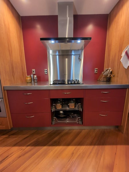 Kitchen cooktop Carousel 1