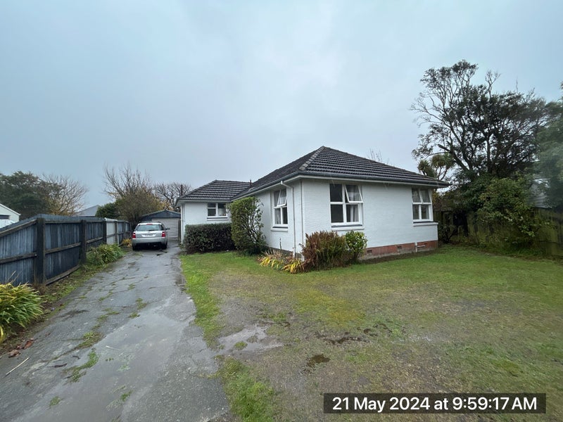 Image 1 of 4