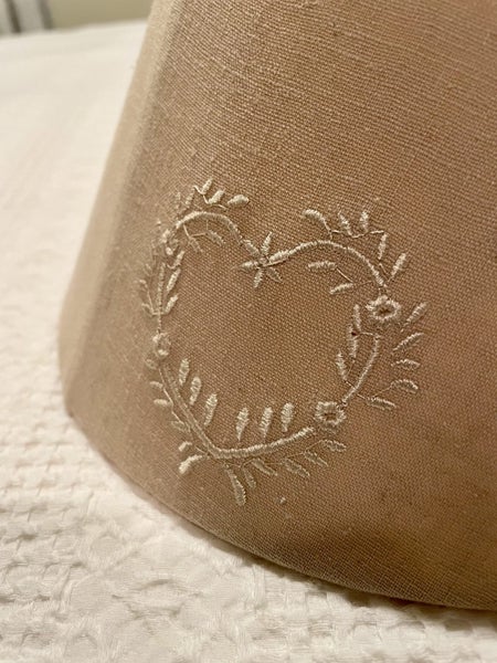A lovely little UNUSED French chic lampshade Carousel 1
