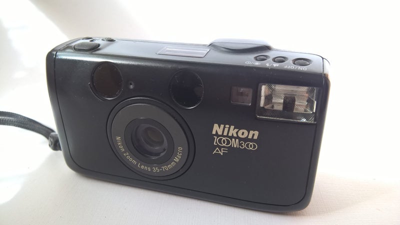 Nikon Zoom 300AF Carousel 2