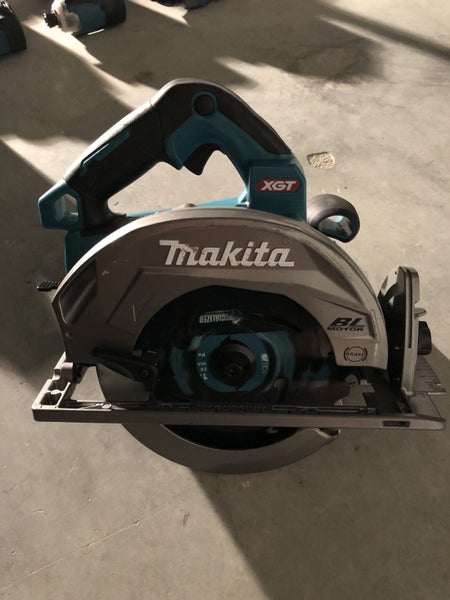 Makita XGT Circular Saw HS003G Carousel 1