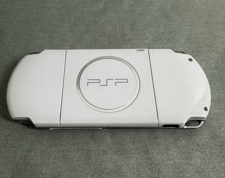 PlayStation Portable (PSP) 3000 – Glossy White | 64GB | Fully Set Up Carousel 3