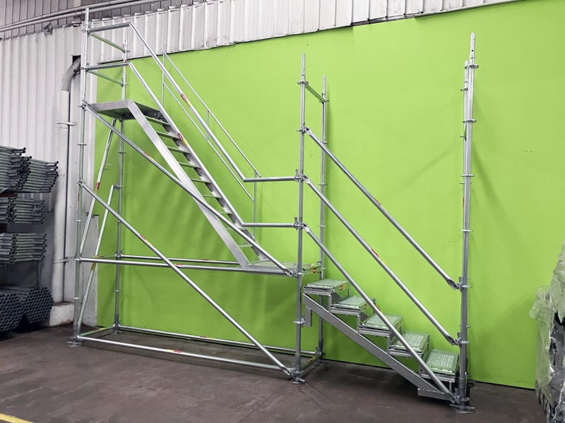 3m High Stairs Carousel 2