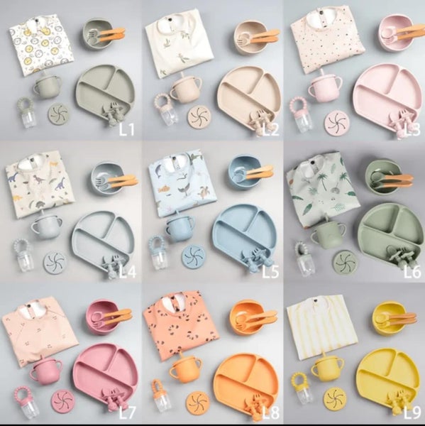 Silicone Baby Feeding Set With Cape Carousel 2