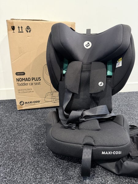 Nomad Plus travel carseat Carousel 2