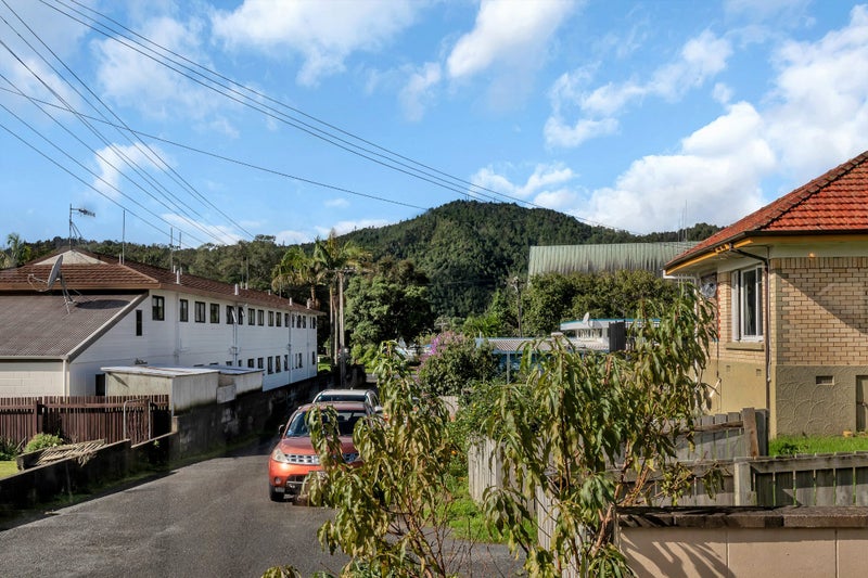 Image 3 of 22