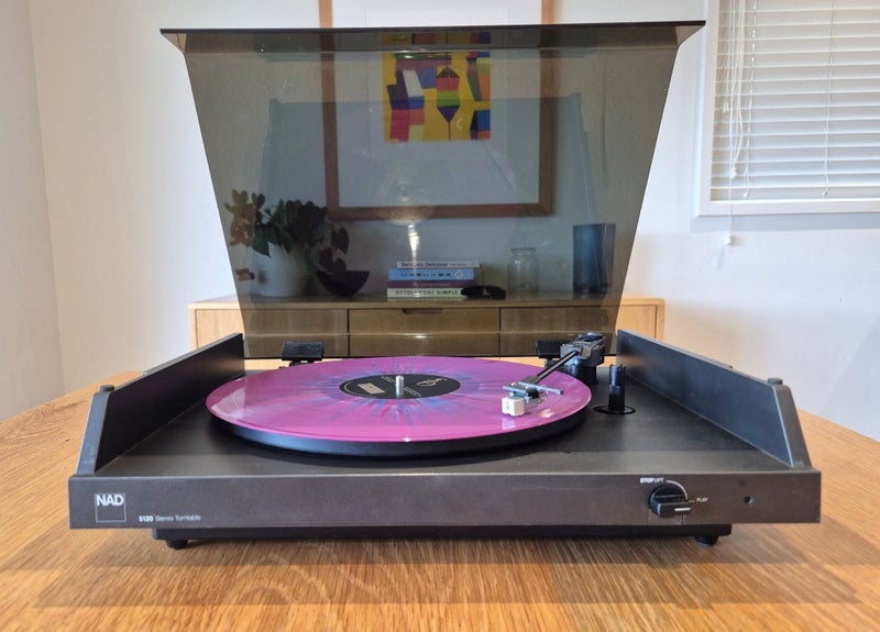 Classic NAD 5120 belt-drive turntable Carousel 1