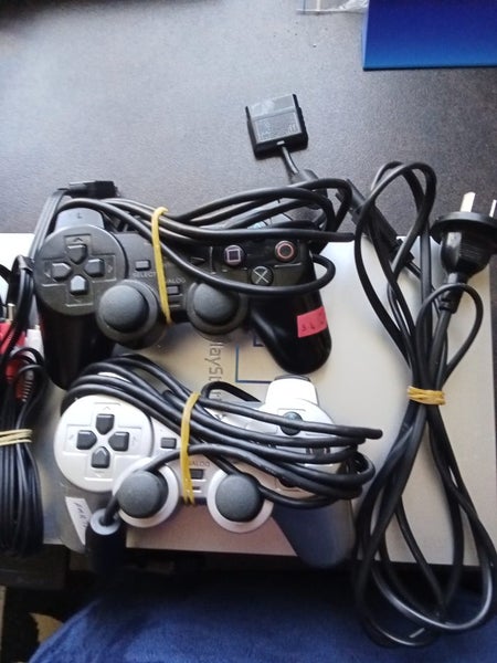 Silver Phat PS2 Console Carousel 1