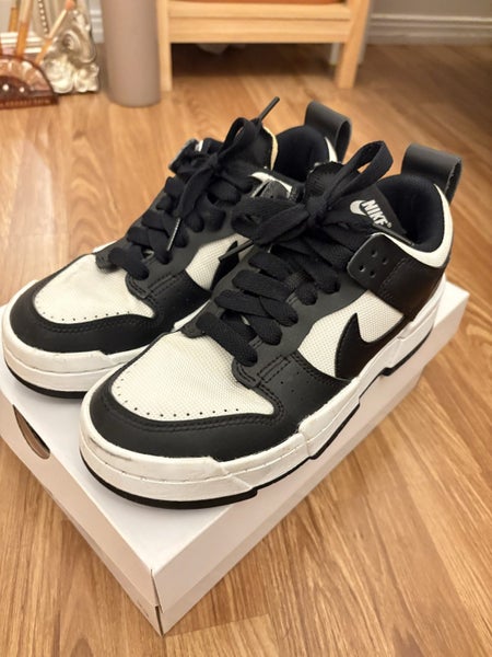 Nike Dunk Low Panda Distrupt Carousel 1