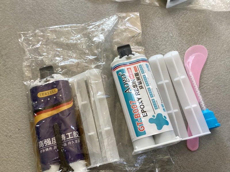RESIN GLUE CLEAR or OPAQUE. $14.00 Carousel 2