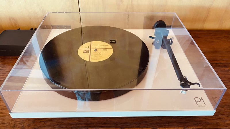 Rega Planar 1 turntable Carousel 1