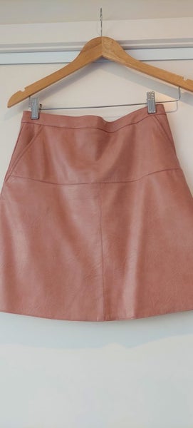 Leather look Dotti skirt - size 8. $1 reserve Carousel 1