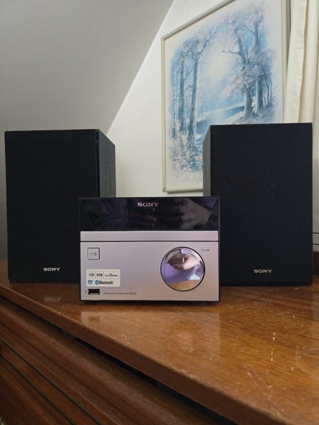 Sony CMT-SBT20 Bluetooth Stereo Carousel 1