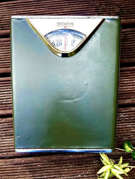 VINTAGE 1950 BORG SCALE Carousel 1