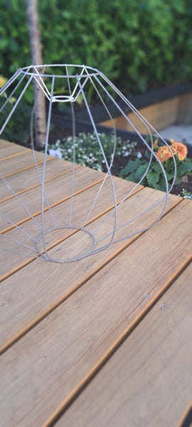 Globe lampshade frame Carousel 1