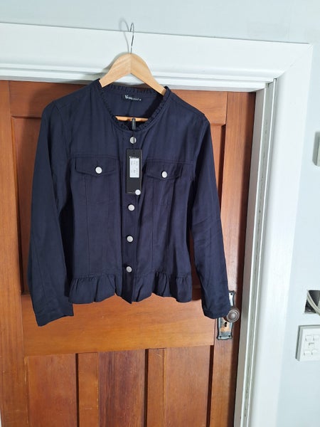 Vassalli Jacket Carousel 1