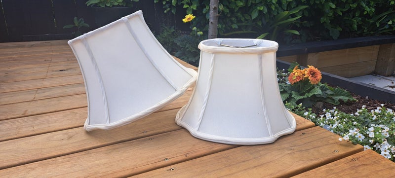 Pair of lampshades Carousel 1