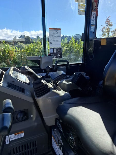 3.5 Ton Yanmar - 6 2017 Carousel 5