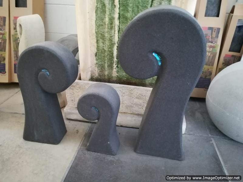 Koru 430mm high Carousel 3