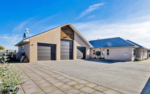 Brand New - Midland Silverbirch Bricks x 1344 Carousel 2