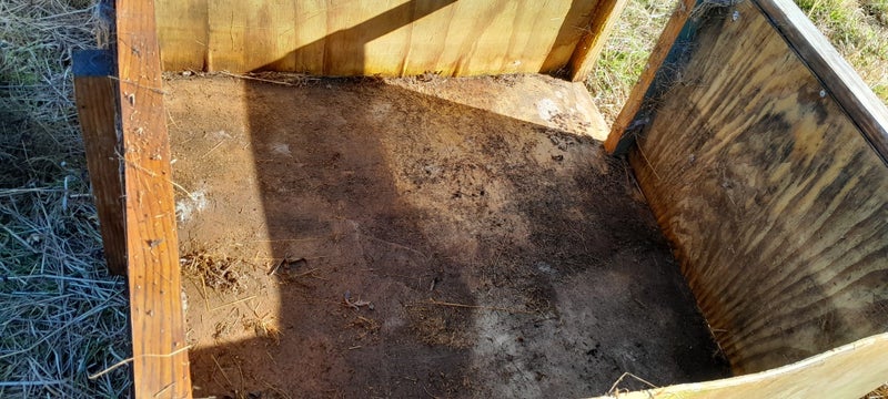 Rabbit cage needs a lid then add to run Carousel 2