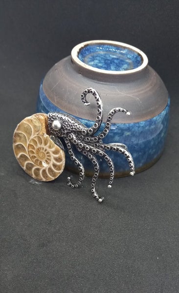 Ammonite fossil brooch Carousel 2