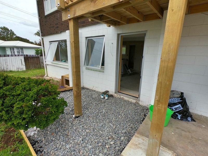 Image 1 of 8