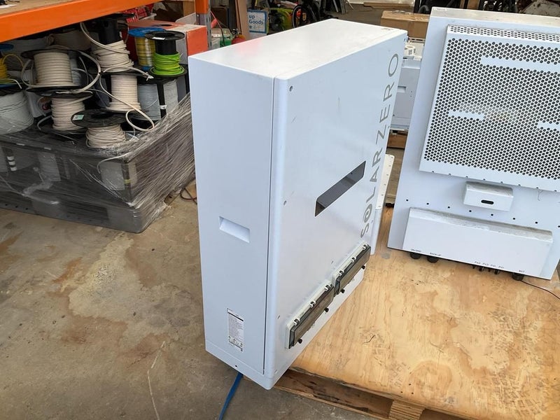 Sunvolt SV-LV ESS G3 Eneregy Storage System Carousel 2