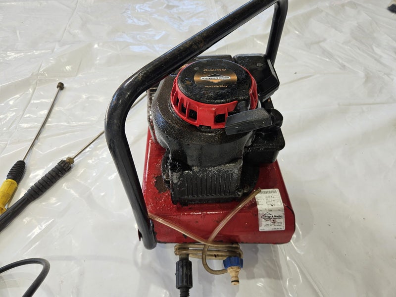 Briggs and Stratton Water Blaster Carousel 1
