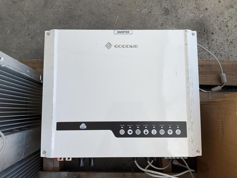 Goodwe GW5048D-ES Hybrid Inverter Carousel 1