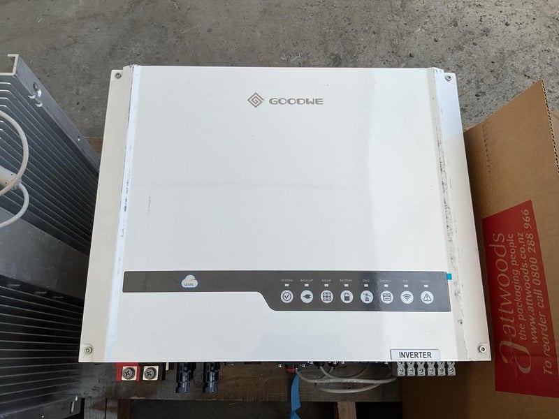 Goodwe GW5048D-ES Hybrid Inverter Carousel 1