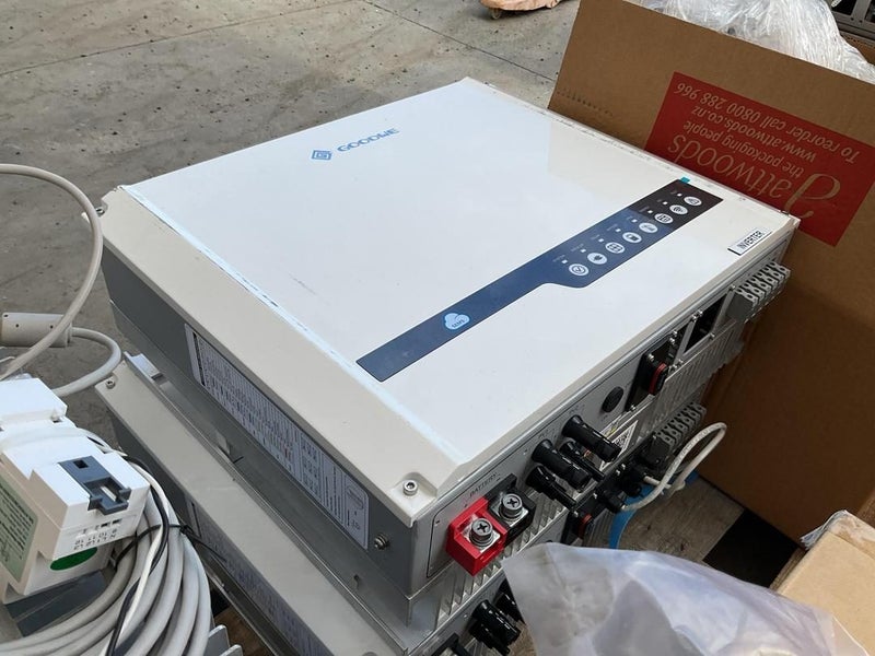 Goodwe GW5048D-ES Hybrid Inverter Carousel 2