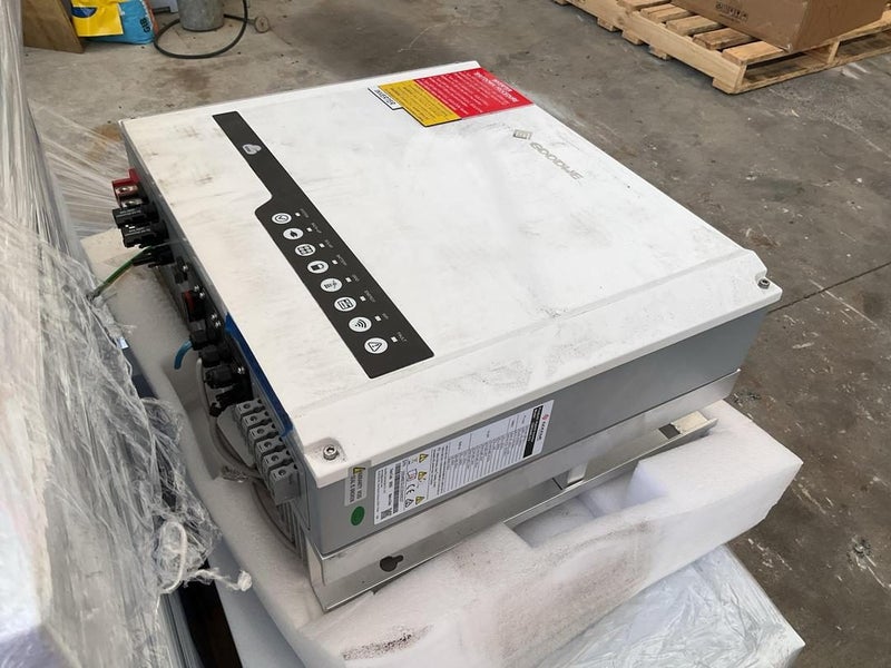 Goodwe GW5048D-ES Hybrid Inverter Carousel 2