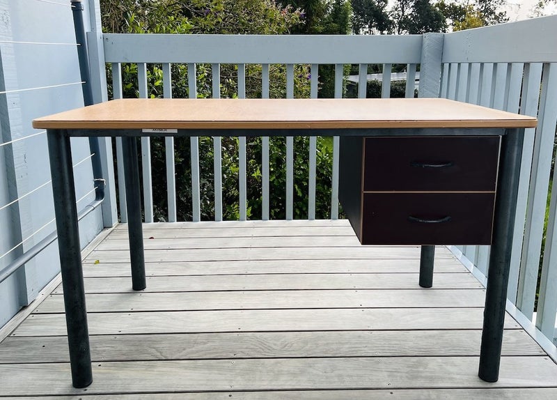 Desk - $1 Reserve Carousel 1