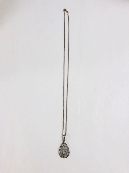 Beautiful 9256 Silver Chain with Teardrop Filigree Pendant (20729) Carousel 2