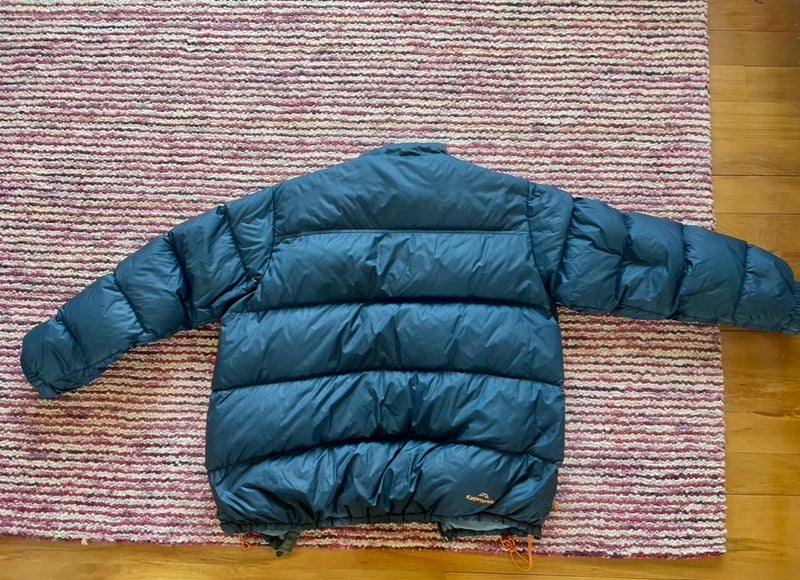 Large Men’s Kathmandu Puffer - 550 Goose Down Carousel 4