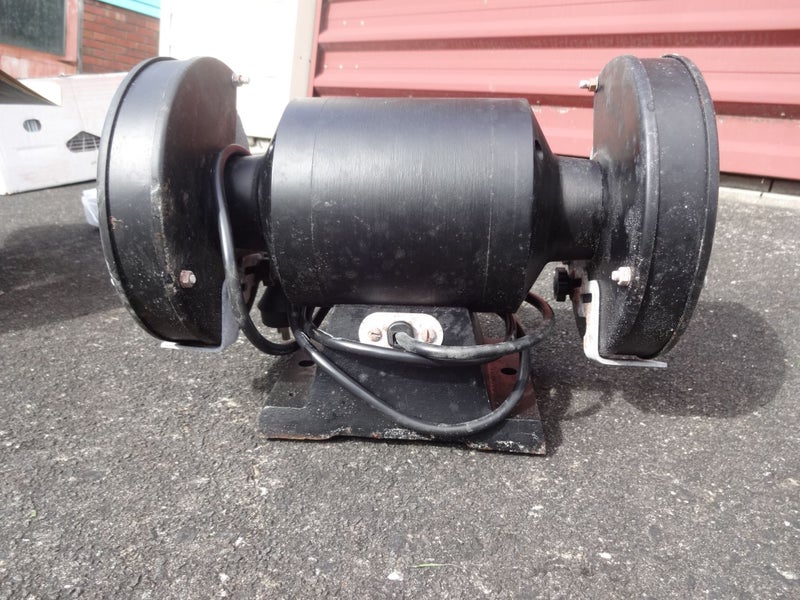 BENCH GRINDER 370W NEW Carousel 2