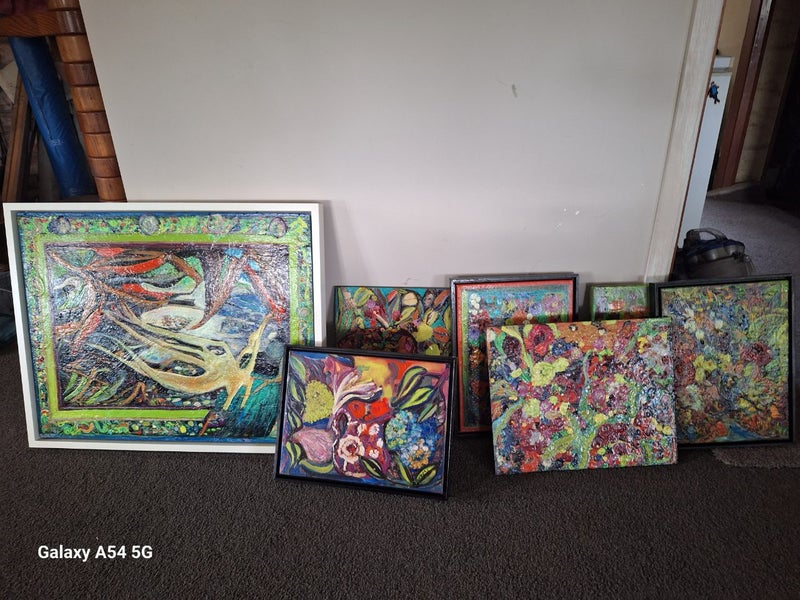 Art Carousel 5