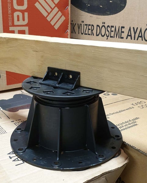 Karoapp Deck Pedestal 52/82mm Carousel 1