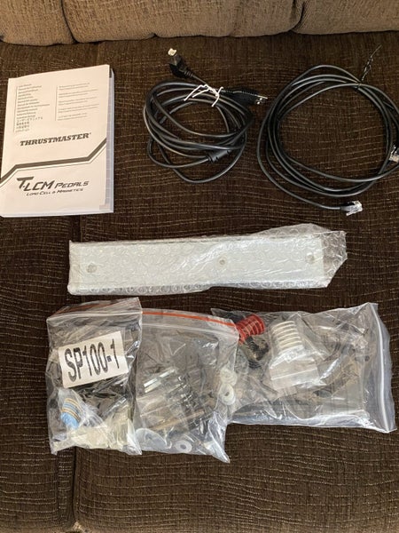 Thrustmaster TS-XW,pedals&shifter Carousel 10