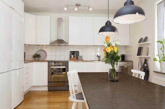 $1 Reserve top end brand Silestone Ironbark Bench top on sale!! Carousel 1